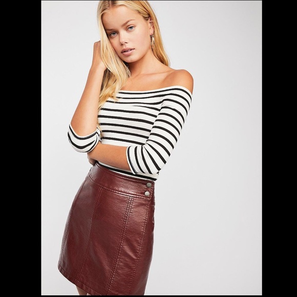 Free People Dresses & Skirts - Free People Retro Vegan Bodycon Mini Skirt Size 6